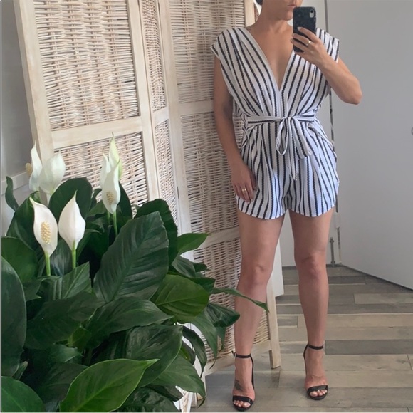 LF Rumor Boutique Striped Romper - Picture 1 of 6
